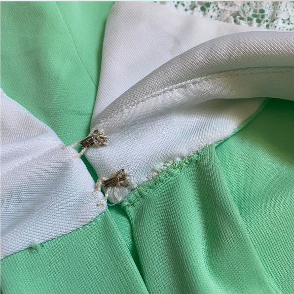 60s Vintage Maxi Dress with lace collar - Picture 5 of 6